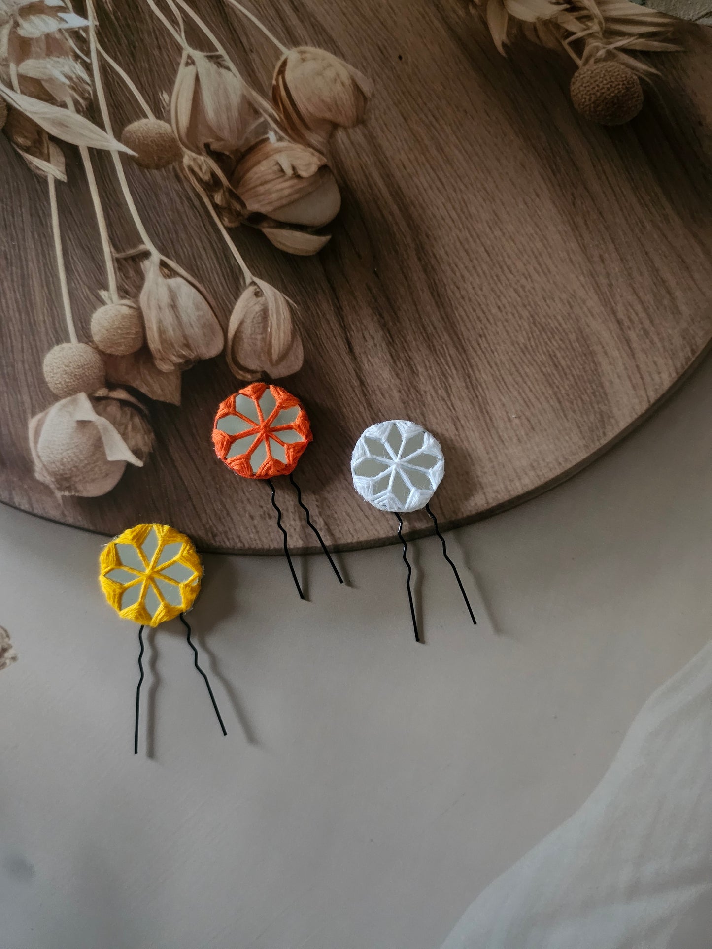 Mirror bun pins
