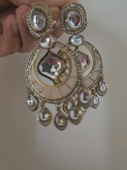 Meera earrings